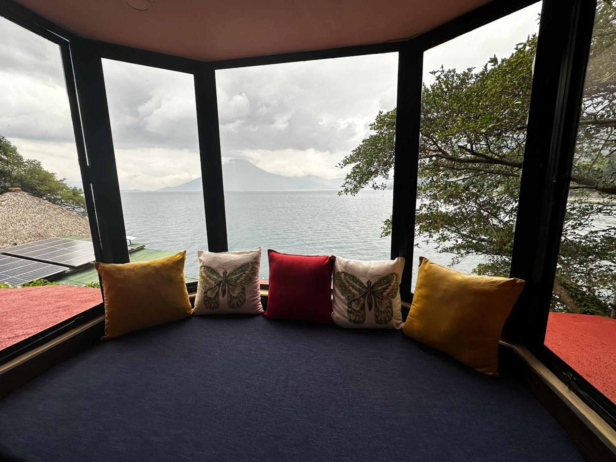 Atitlan Sunset Lodge Santa Cruz La Laguna Exterior foto