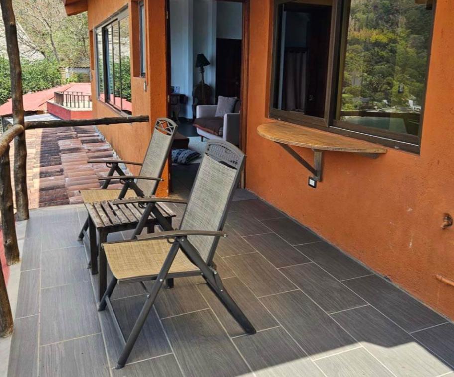 Atitlan Sunset Lodge Santa Cruz La Laguna Exterior foto