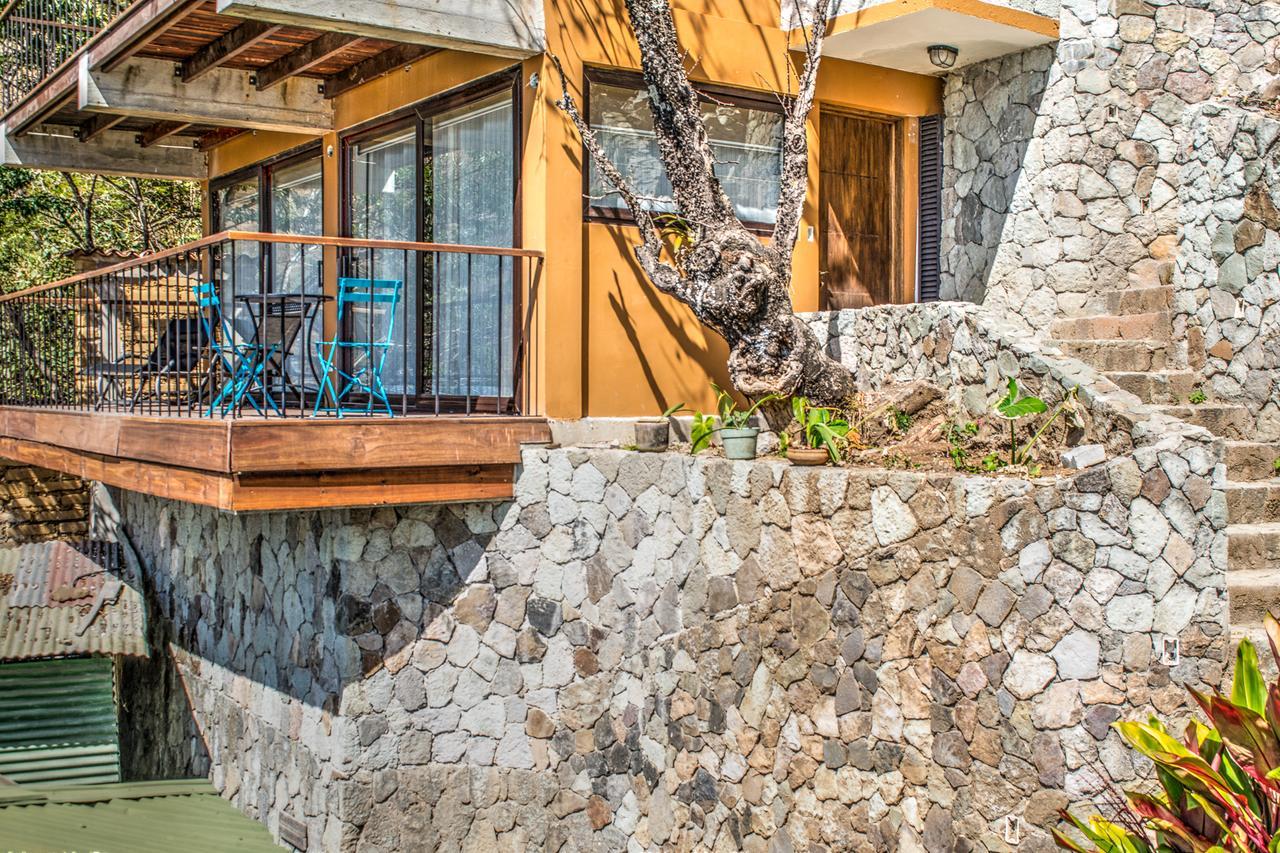 Atitlan Sunset Lodge Santa Cruz La Laguna Exterior foto