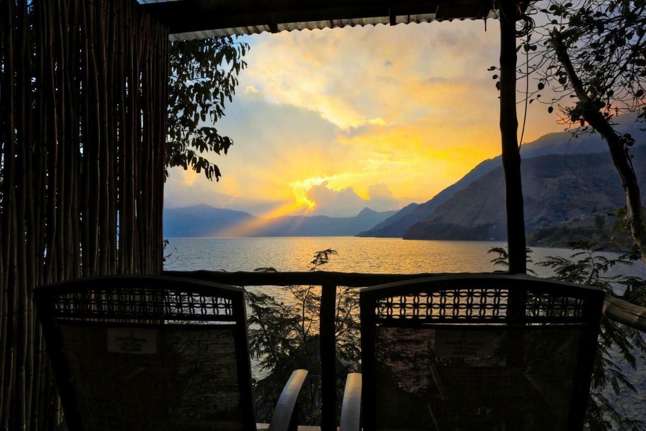 Atitlan Sunset Lodge Santa Cruz La Laguna Exterior foto